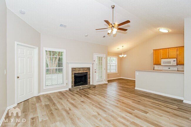 Building Photo - 142 Hunterian Pl