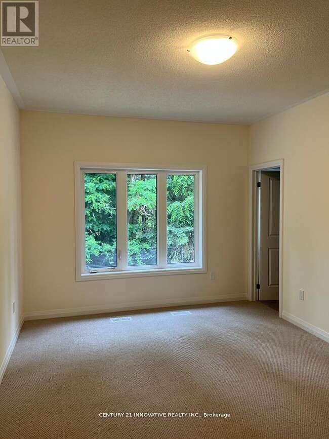 Building Photo - 22 Holtby Ct
