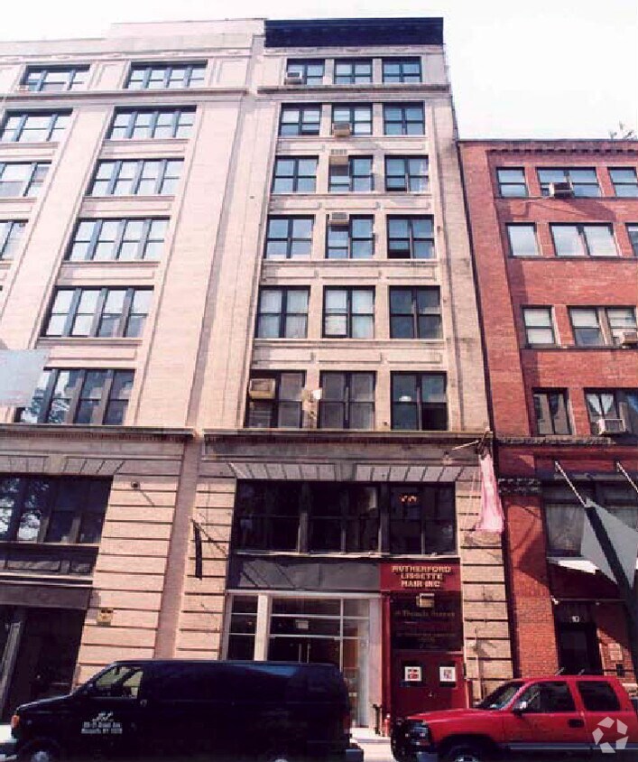 Foto del edificio - 8 Beach St