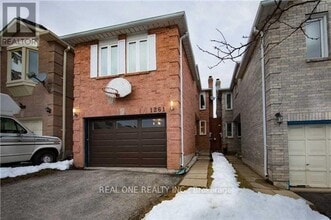 Building Photo - 1261 Valerie Crescent