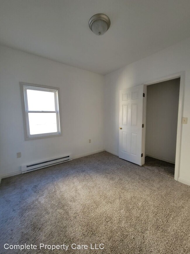 Building Photo - 3 br, 1 bath House - 1709 W 9th Street