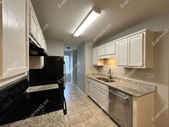 Building Photo - 7230 Conrail Cir