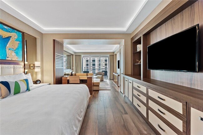 Building Photo - 551 N Fort Lauderdale Beach Blvd