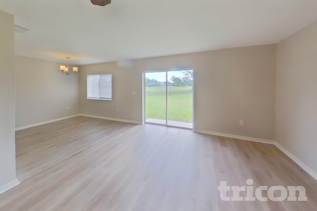 Building Photo - 13130 Fennway Ridge Dr