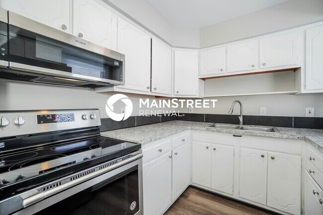 Building Photo - 3 Bedroom Pet-Friendly Home in Columbus, O...