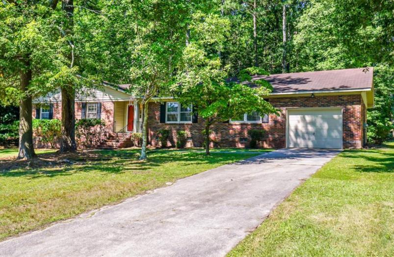 Primary Photo - 5765 Dobson Dr
