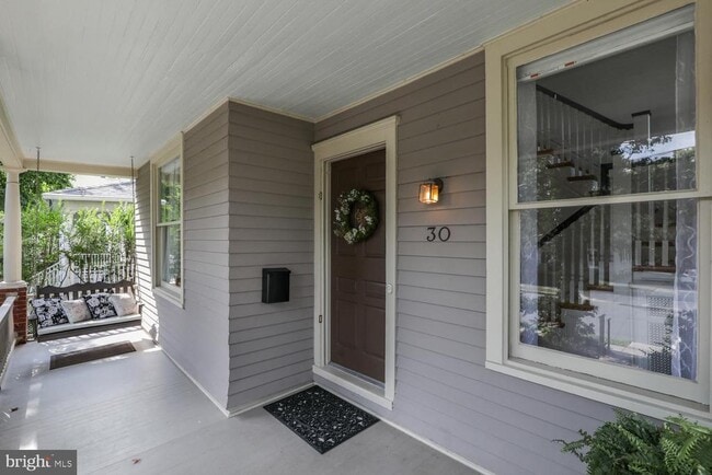 Building Photo - 30 Vandeventer Ave