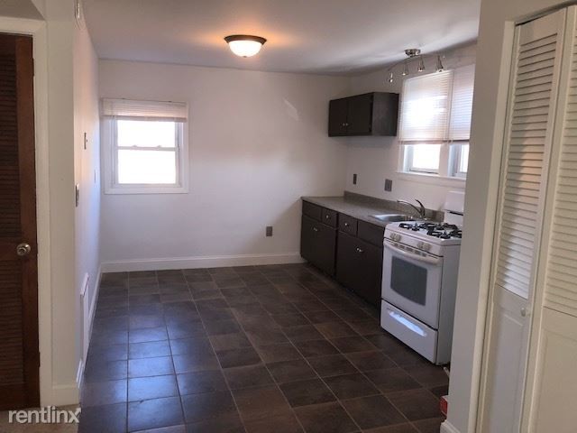 Primary Photo - 2 br, 1 bath Apartment - 219 North Main St