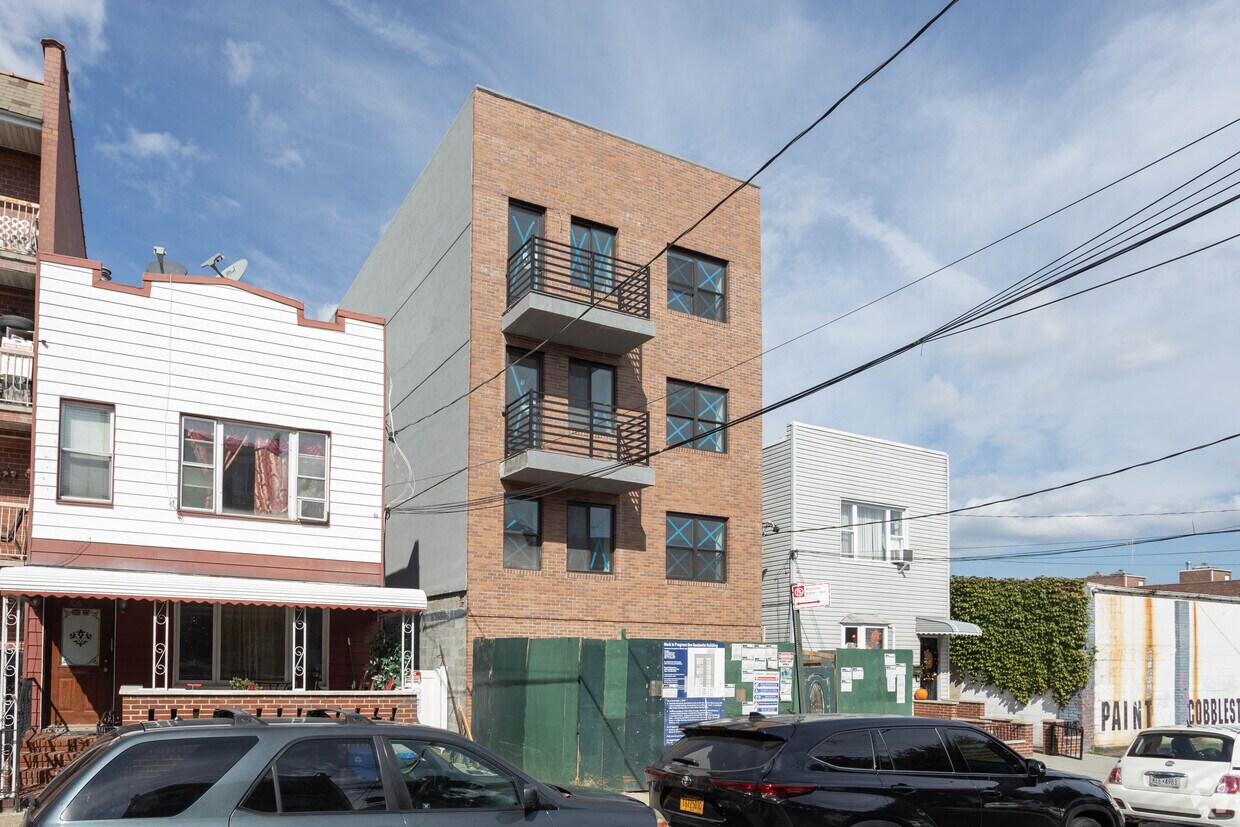 SV 10.14.21 - 106-25 50th Ave