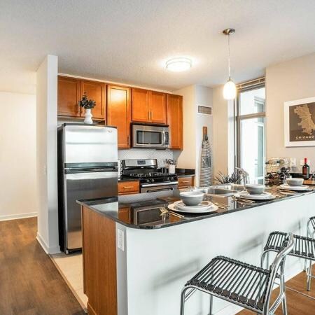 Foto del edificio - 585 W Kinzie St