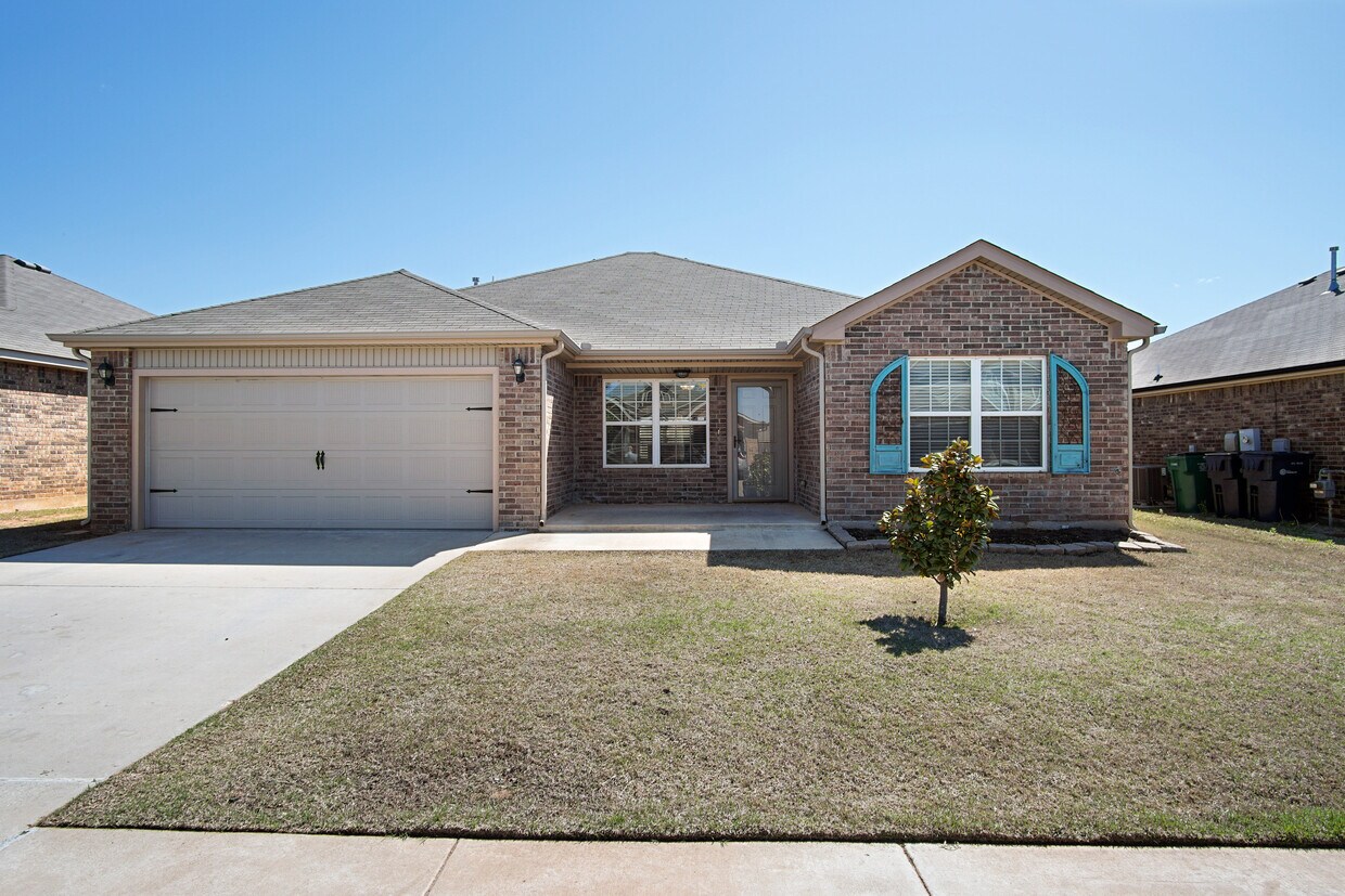 11512 SW 25th Ter, Yukon, OK 73099 House for Rent in Yukon, OK