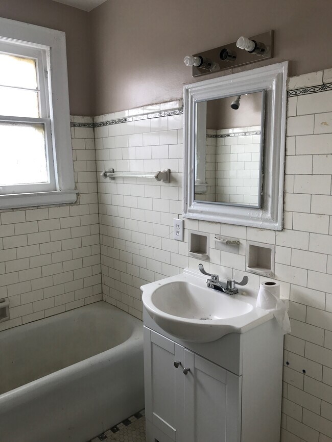 Foto del edificio - 3235 W Grand St