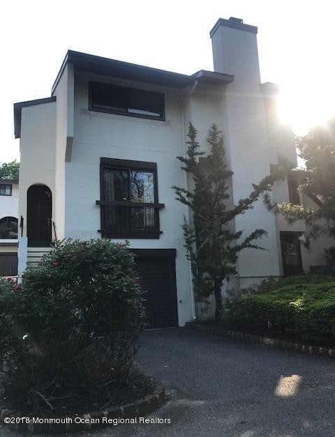 Building Photo - 11 Tower Hill Dr
