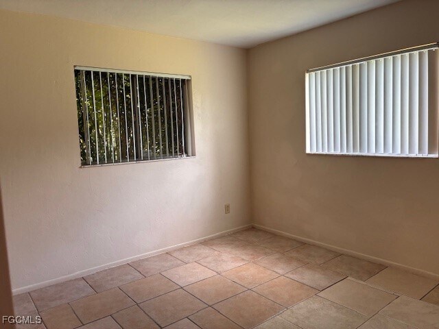Foto del edificio - 3982 Manassas Ct