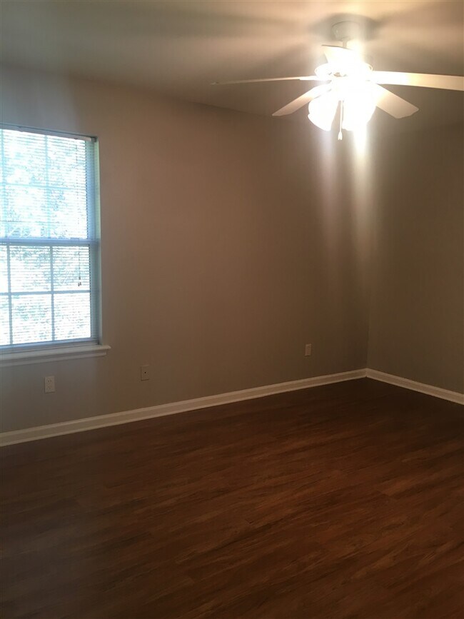 Foto del edificio - 1817 Nena Hills Dr