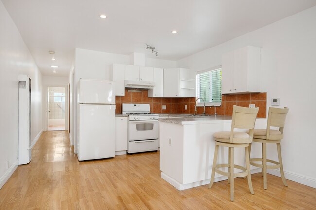 Foto del edificio - 1836 Euclid St