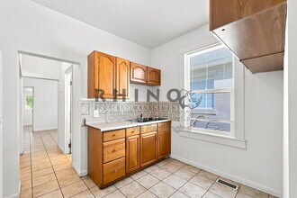Building Photo - 926 Binford St