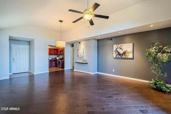 Building Photo - 5122 E Shea Blvd