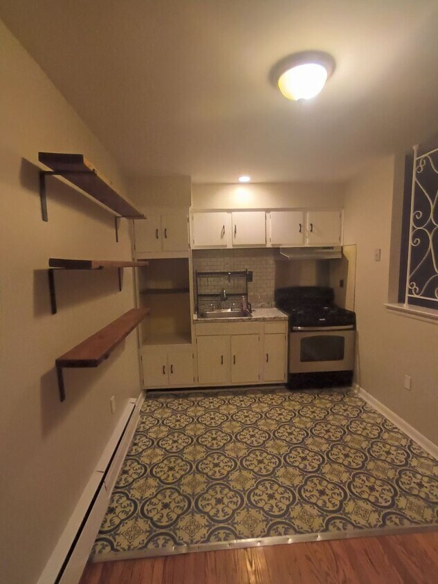Primary Photo - Spacious Newly Renovated Frankford Apartment