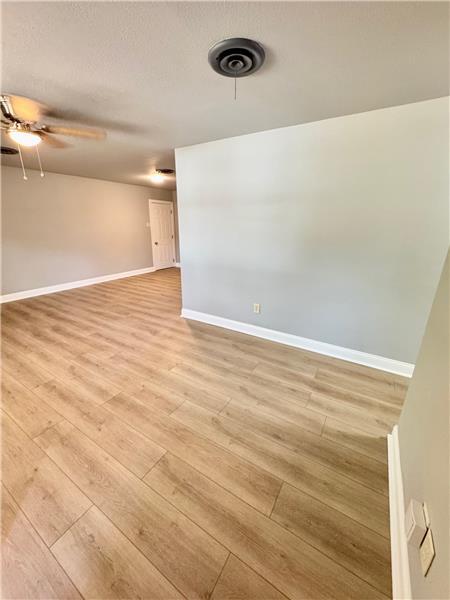 Foto del edificio - 6940 Key St