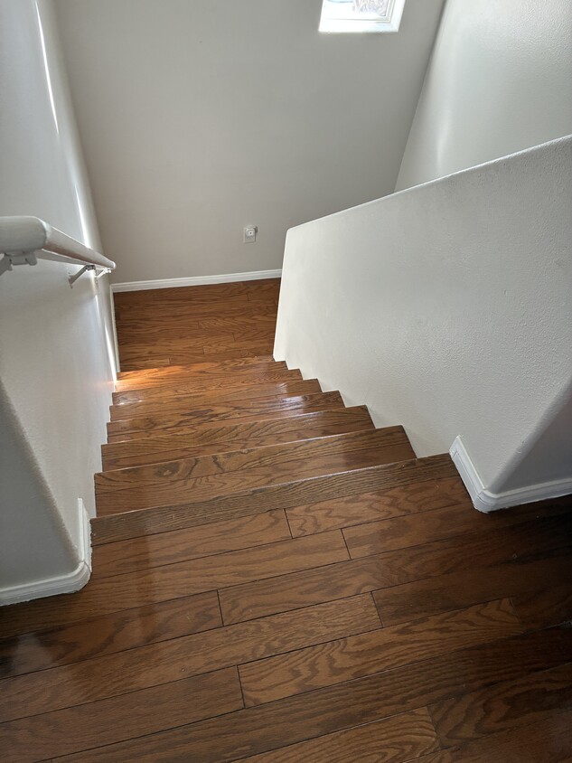 Foto del edificio - 2050 W Warm Springs Rd