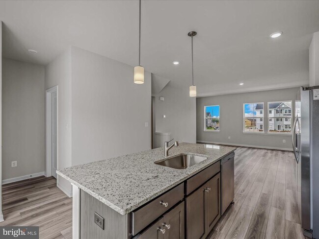 Foto del edificio - 1230 Cedar Vly Rd