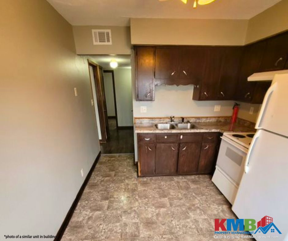 Building Photo - 2214 Fruitland Blvd SW