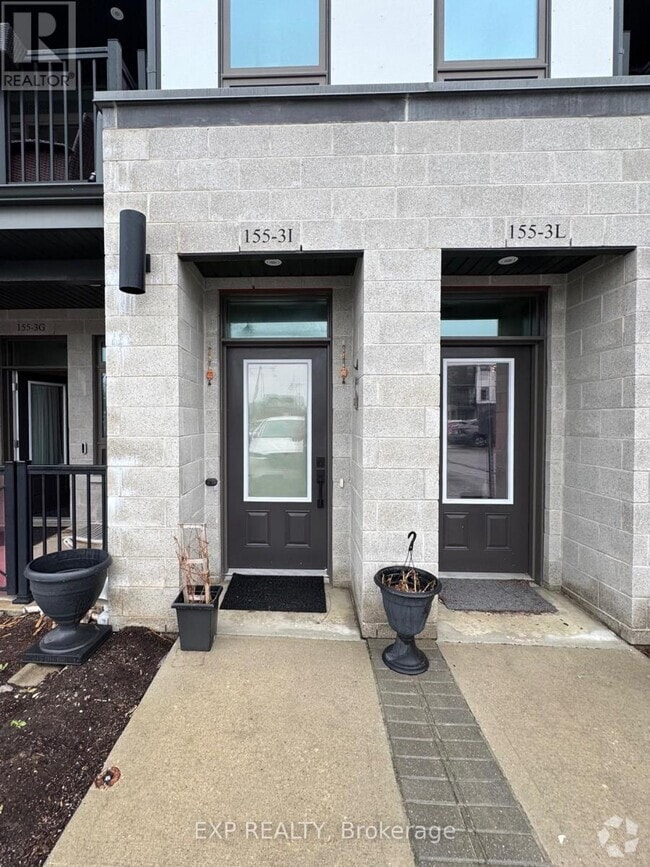 Building Photo - 155-155 Thomas Slee Dr