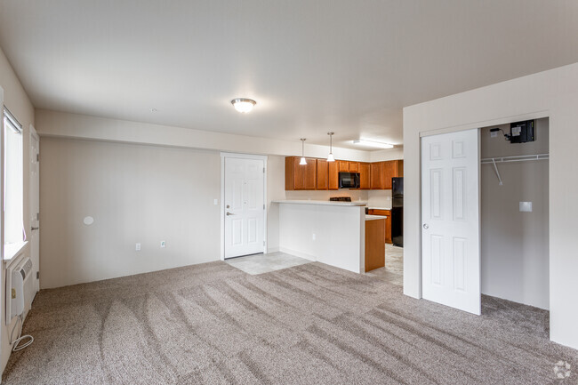 Studio - 612 SF - Northern Heights Apartments