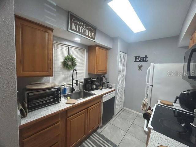 Foto del edificio - 1212 Pilgrim Ave