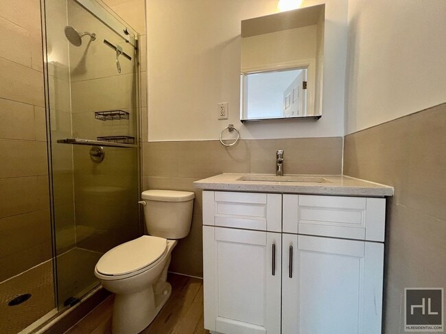 Building Photo - 3BR 2BA Top Floor Bedstuy Townhouse Origin...