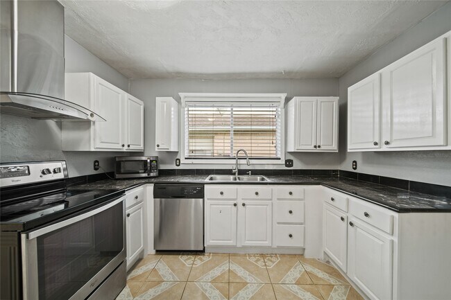 Foto del edificio - 10431 Odessa Dr