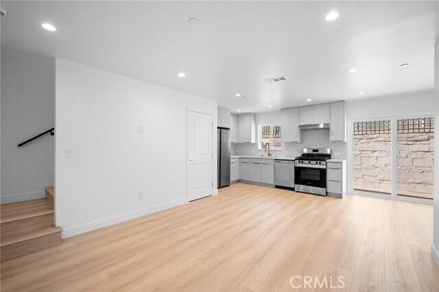 Foto del edificio - 6829 Agnes Ave