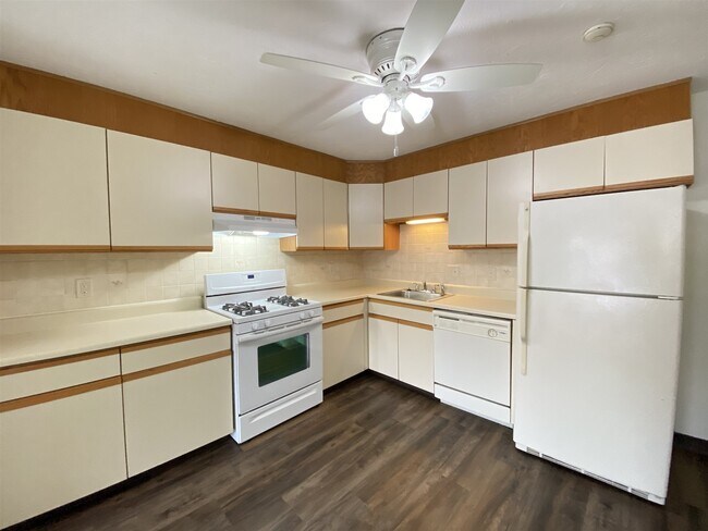 Foto del edificio - 377 Huse Rd