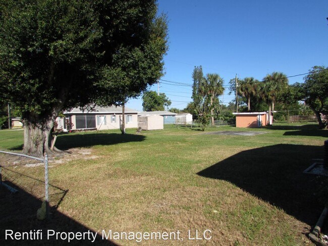 Building Photo - 2 br, 1 bath House - 3011 Saint Charles St