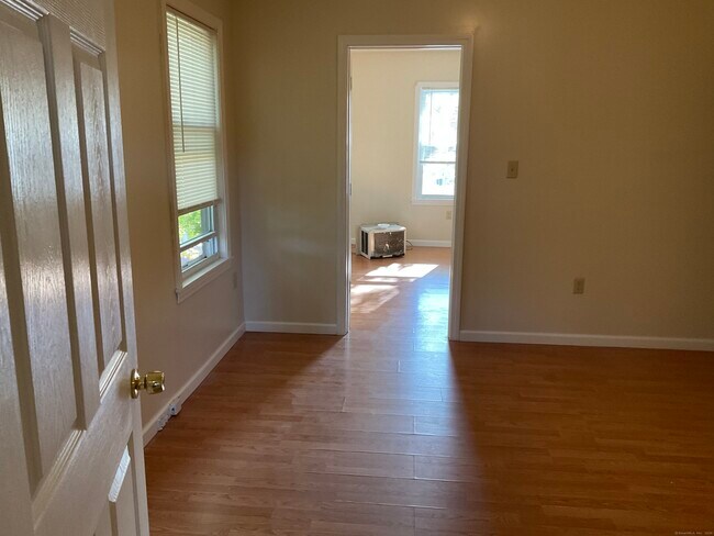 Foto del edificio - 22 Oak St