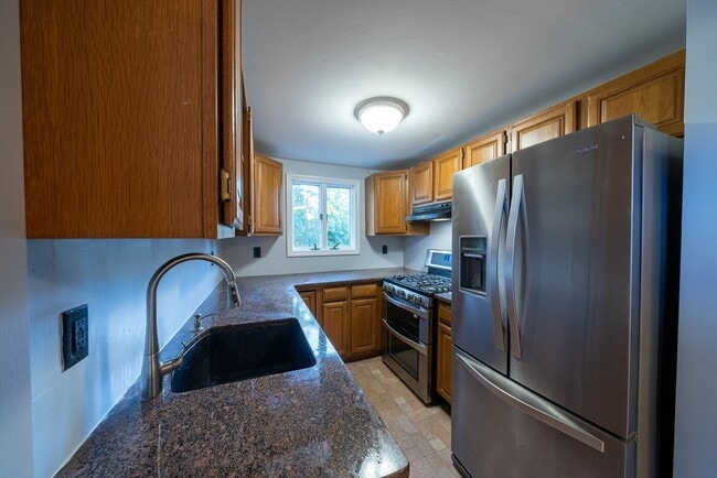 Building Photo - 47 Marblehead St
