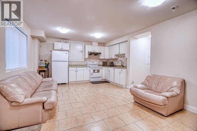 Building Photo - 4146 Gilpin Crescent