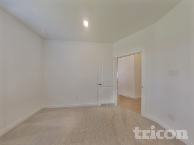 Building Photo - 3024 Pintail Green Dr