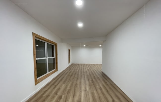 Building Photo - 1051 Dubois St
