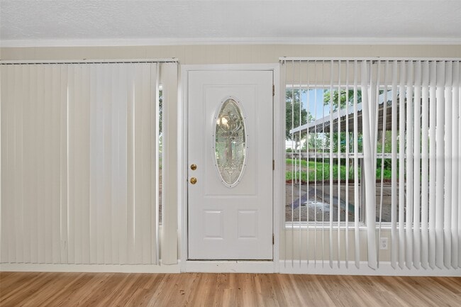 Building Photo - 3438 5th St