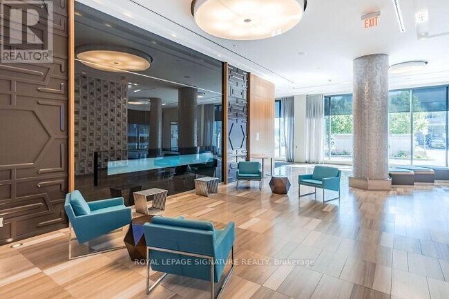 Photo du bâtiment - 36 Park Lawn Rd