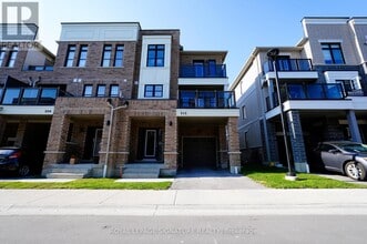 Building Photo - 212 Lord Elgin Ln