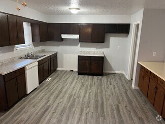 Building Photo - 2726 Pioneer Ct
