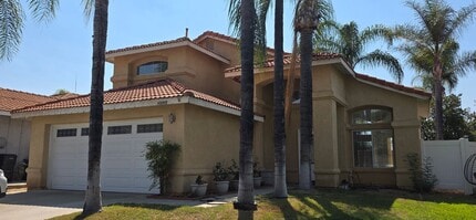 Building Photo - 40008 Daphne Dr