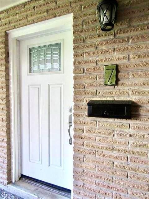 Foto del edificio - 601 Hibiscus Ave