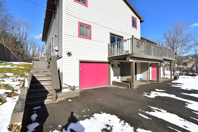 Stairs to front door. - 3571 Smith Dr