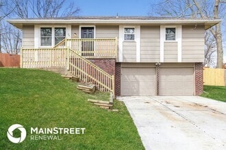 Building Photo - 201 NE 1st St Terrace