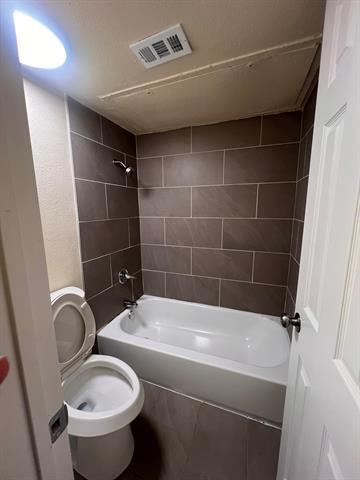 Foto del edificio - 6050 Melody Ln