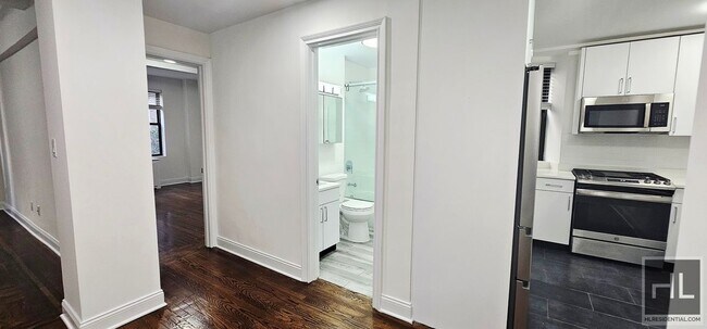 Foto del edificio - WEST 68 STREET